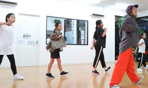 Gilrs Hip Hop 小5～中３ 初級（月曜日）